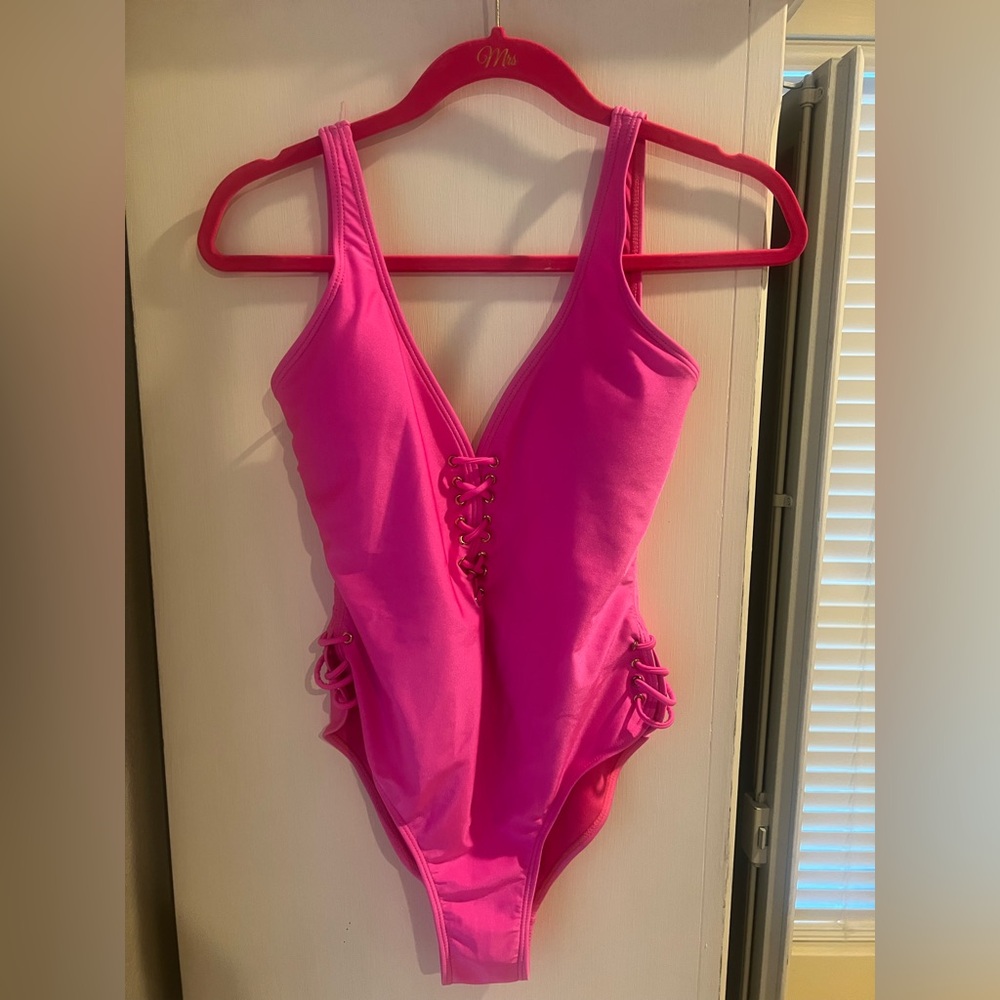 TiniBikini Hot pink bathing suit. Size medium.